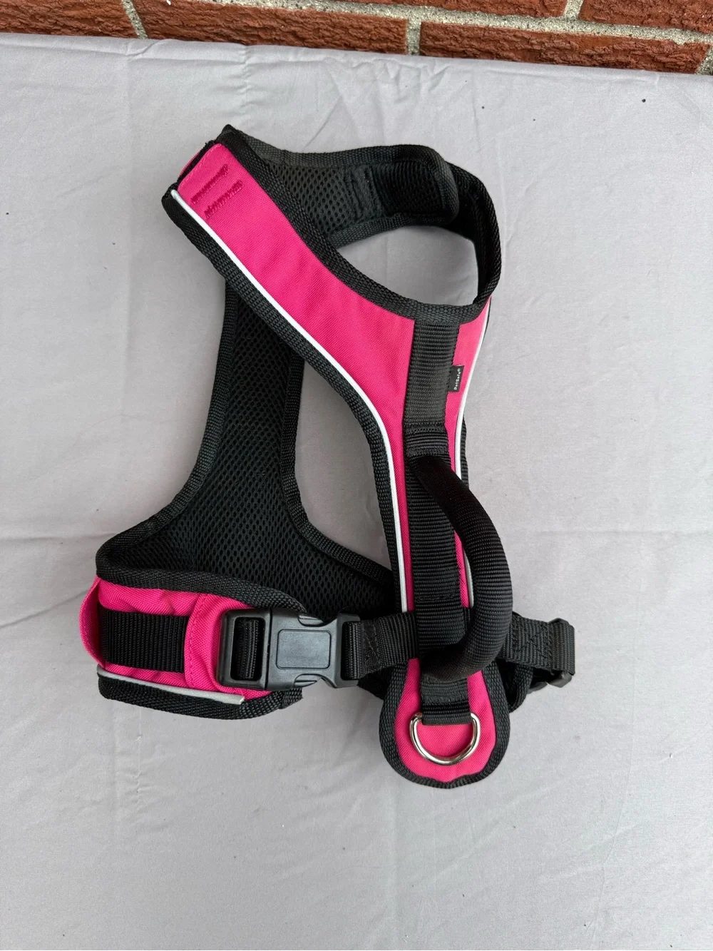 PetSafe EasySport Dog Harness Medium Pink Black Padded Reflective